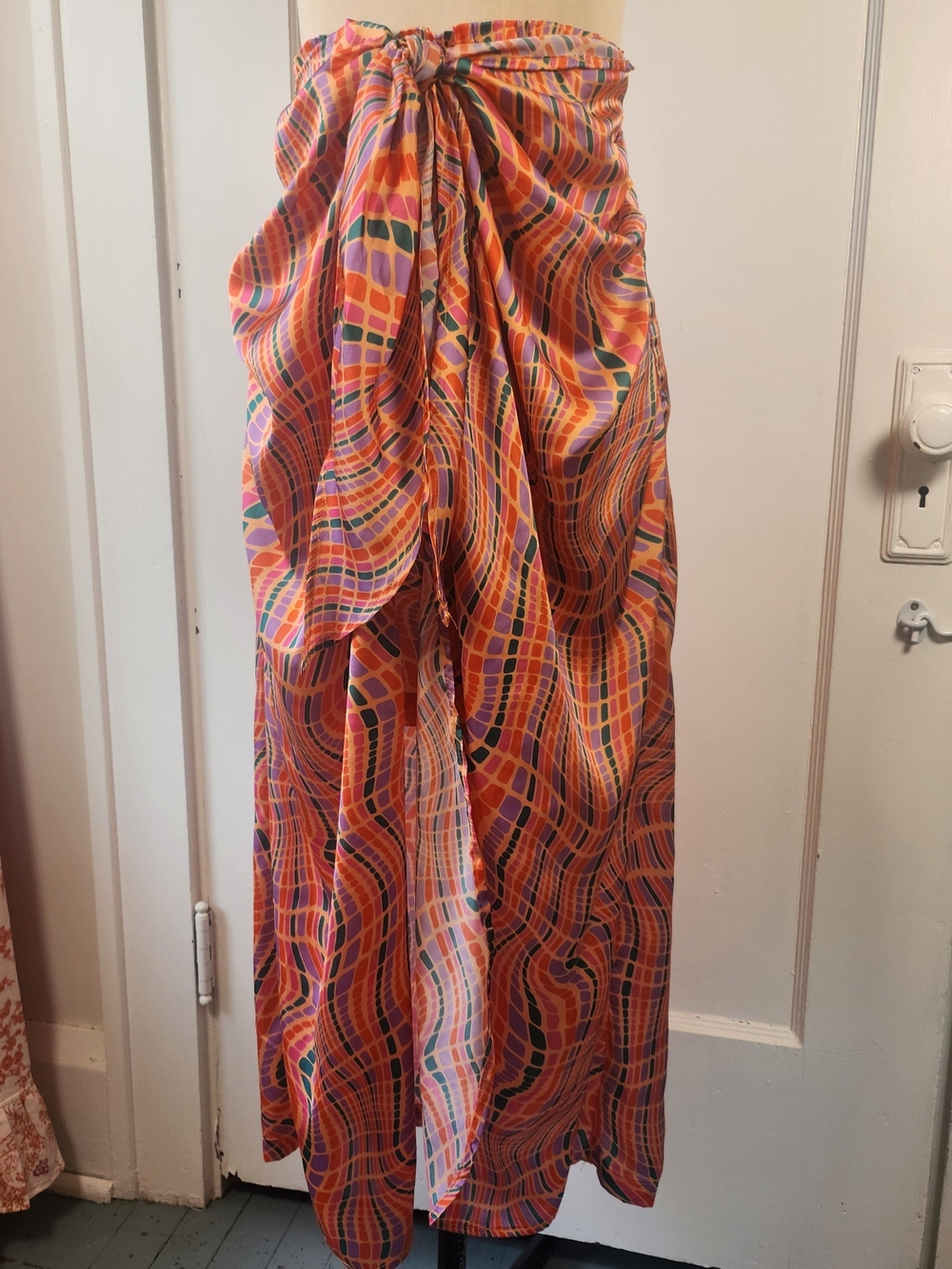 Vici Medium Psychedelic Geo Maxi Wrap Skirt Sarong Coverup